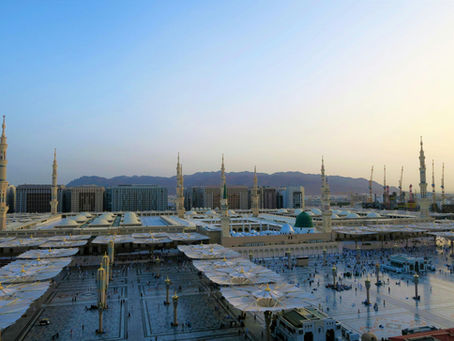 Les lieux sacrés incontournables lors de la Omra : Un voyage à travers l'histoire