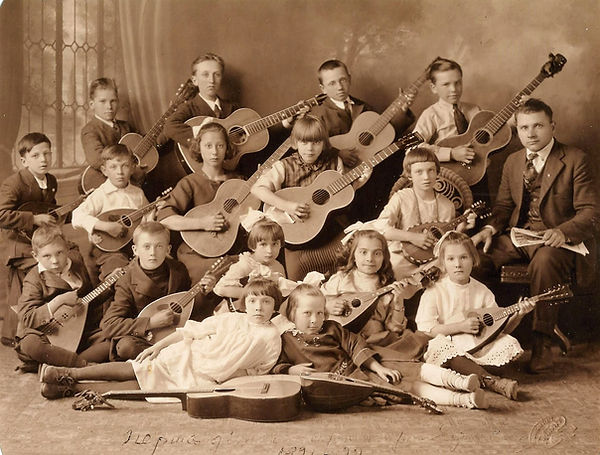 First Children's String Orchestra 1921 D