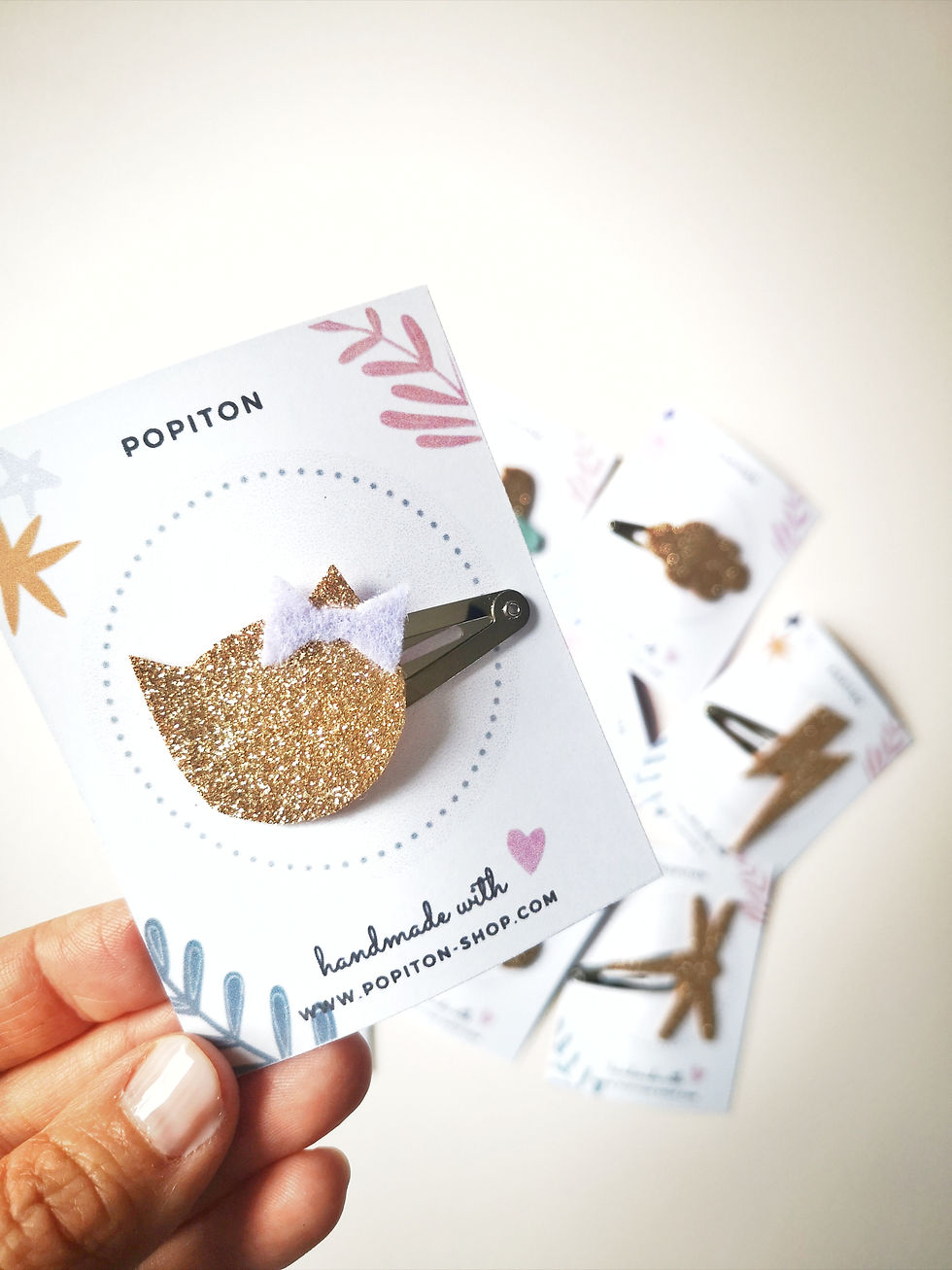 Barrette Chat