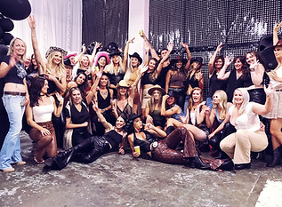 Glam Cowgirl Dancing Hen's Night