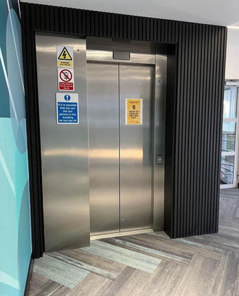 office cleaning, commercial cleaning
