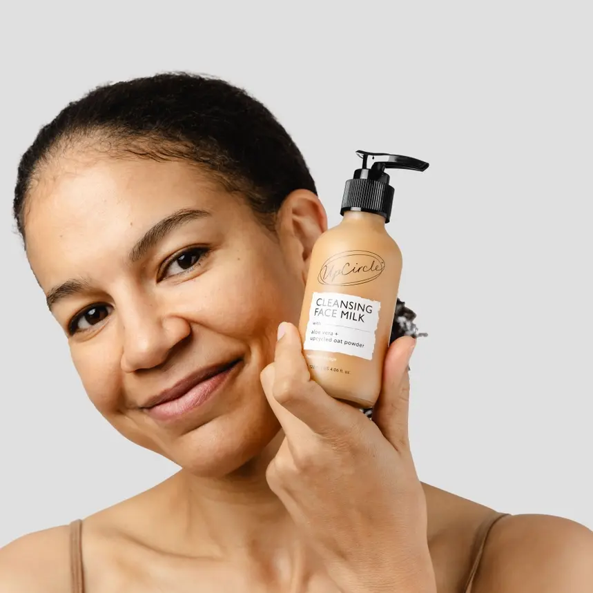 Thumbnail: UPCIRCLE Cleansing Face Milk with Aloe Vera + Upcycled Oat Powder 120ml