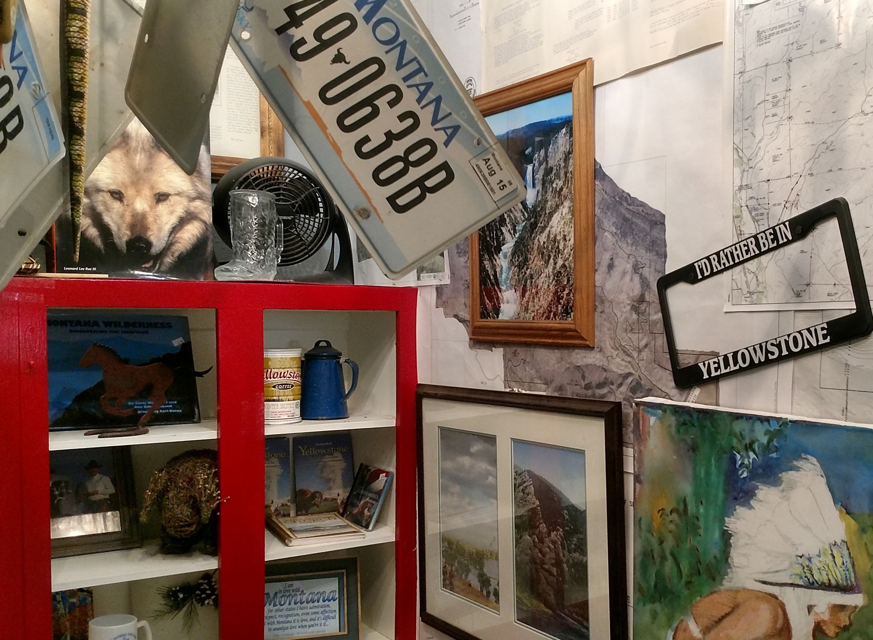 Exhibit: Montana Gallery bathroom