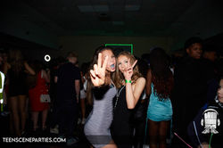 Teen_Scene_Christmas_High_Res_ 49