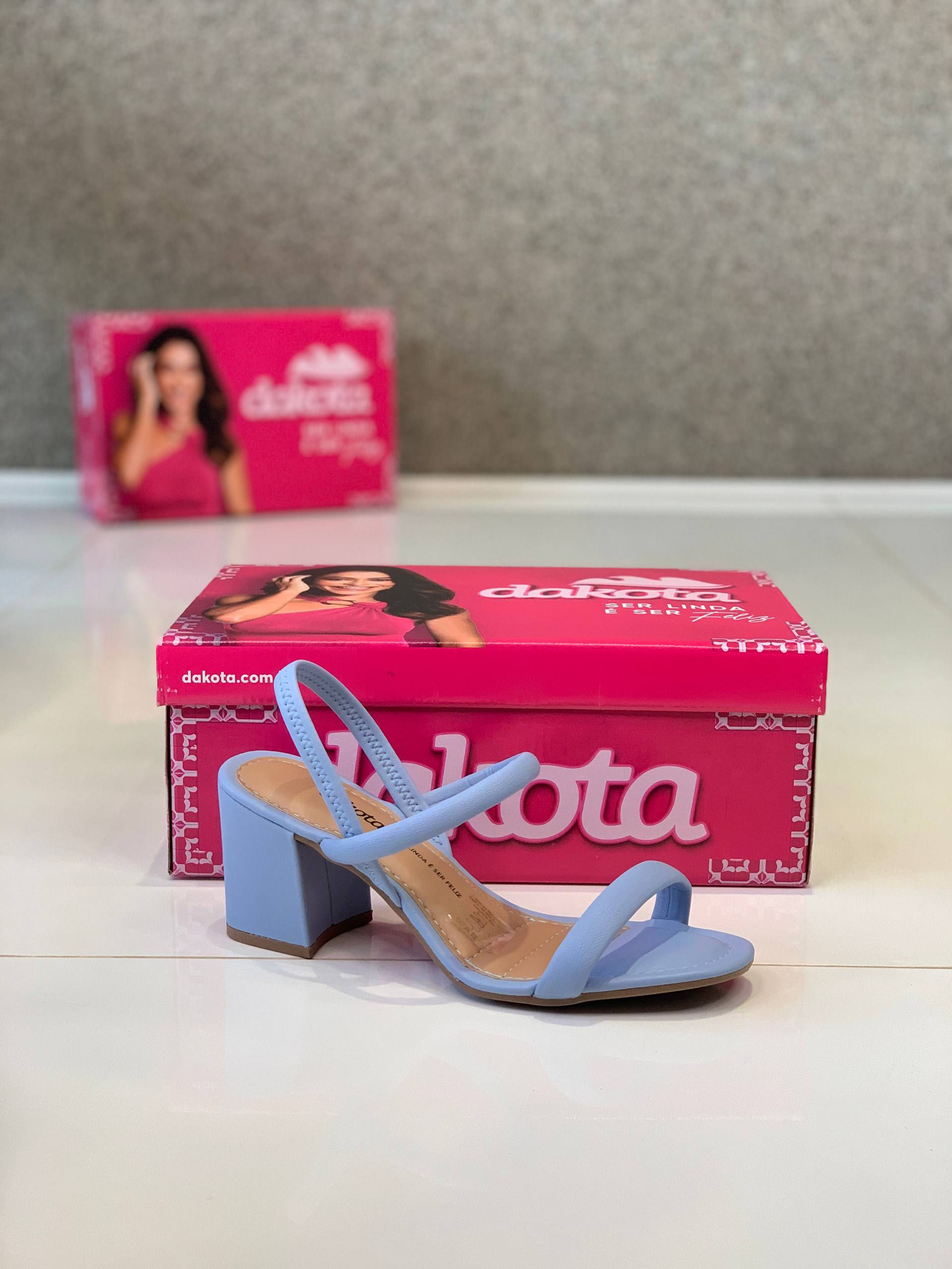 Sandália Dakota Y9966