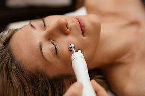 depositphotos_549001394-stock-photo-woman-doing-beauty-therapy-spa.jpg