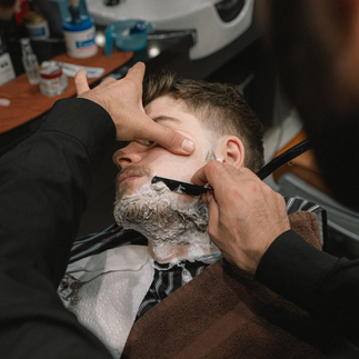 Straight razor shave