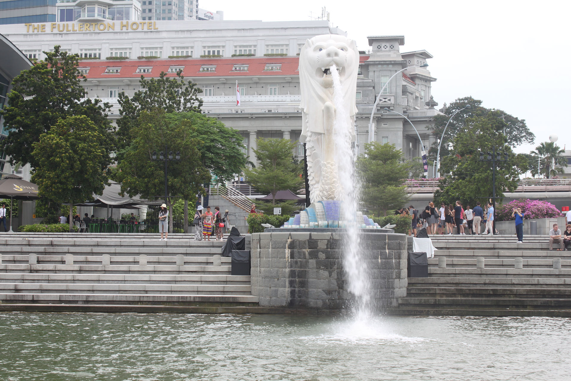 1579 - Singapore Bum Boat Trip - Merlion Park