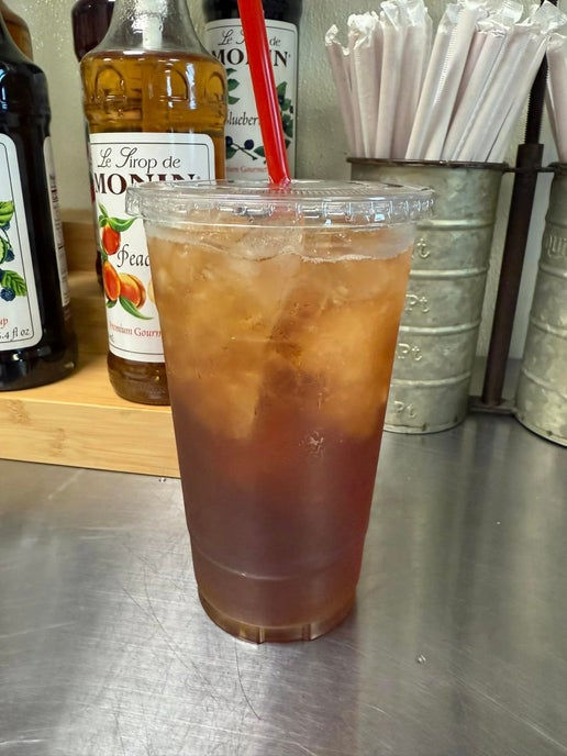 1/2 Sweet & 1/2 UnSweet Tea 32 oz.