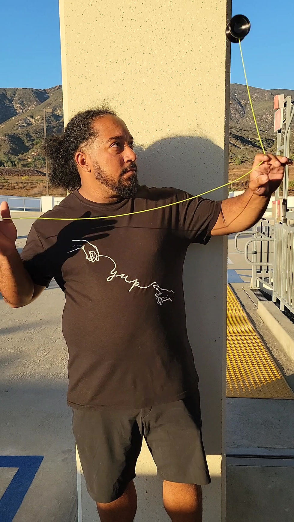 Thumbnail: Yoyos Unite People Classic Tee