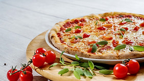 pizza-gbb69099a5_1920.jpg