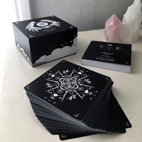 How to Read a Square Tarot Card Deck