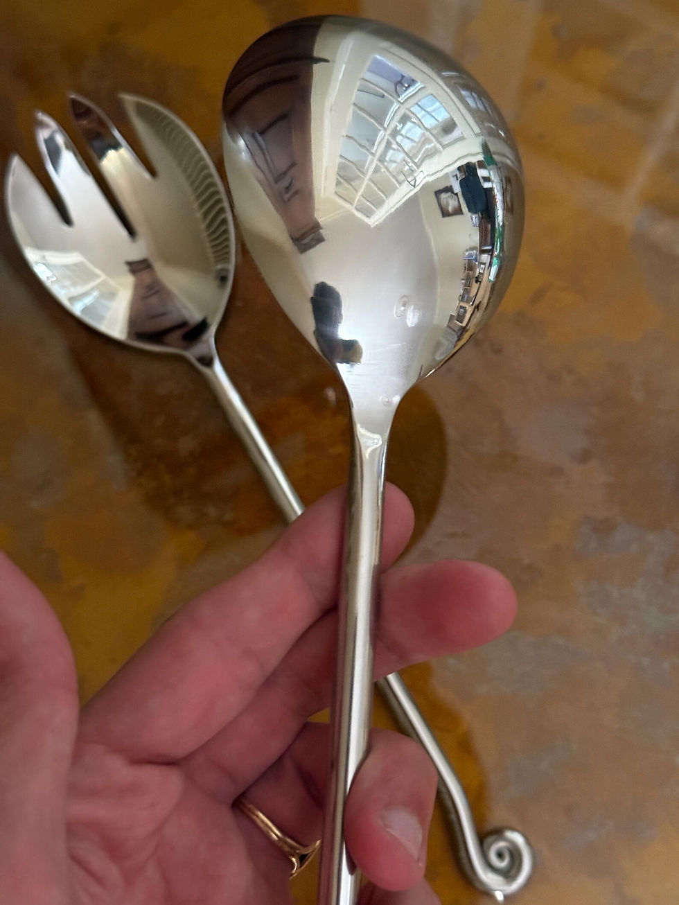Thumbnail: Set of 2 spiral/swirl design stainless steel salad servers