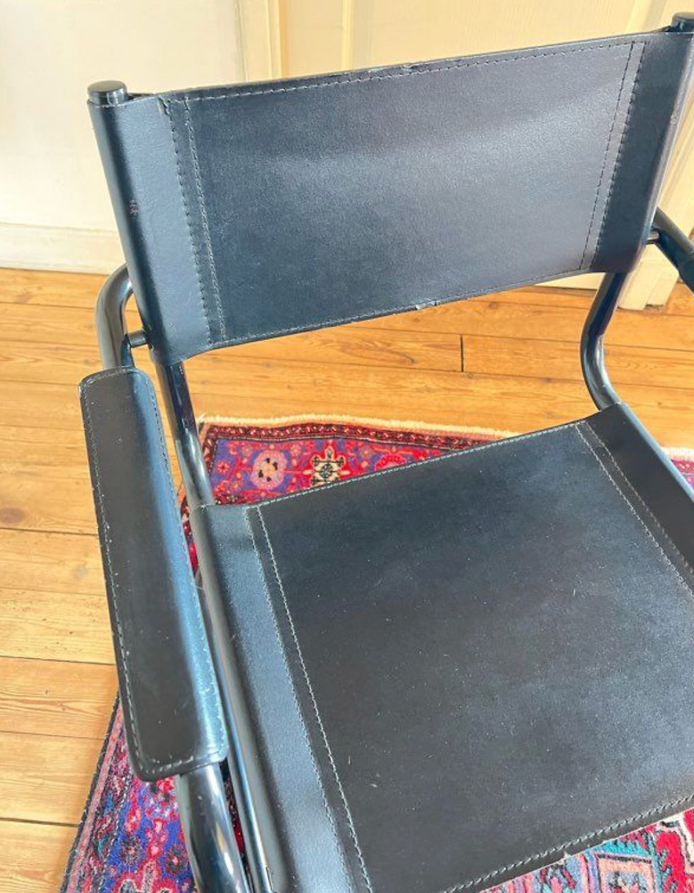 Miniature : Paire de fauteuils Cantilever en cuir et tubulaires noir - années 70