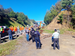 Refuerzan seguridad en corredor Tulancingo-Tuxpan con cierre de brechas ilegales.