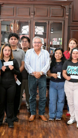 Apoya alcalde Rogelio López Angulo a 14 estudiantes del ITSH que participarán en el Programa Delfín 2026