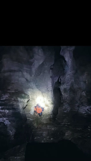 Protección Civil refuerza labores de rescate de familia atrapada en gruta de Cuetzalan 