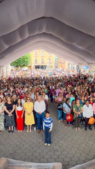 Gobierno Municipal y DIF de Huauchinango celebran a las mamás con emotivo festejo
