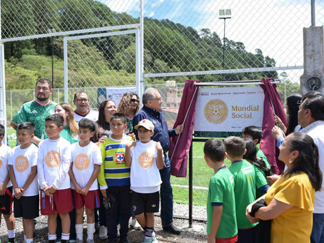 Inauguran nueva cancha “Mundial Social” en Acatlán para impulsar el deporte juvenil en Huauchinango