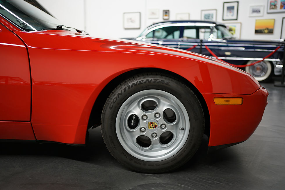 Thumbnail: 1986 Porsche 944 Turbo