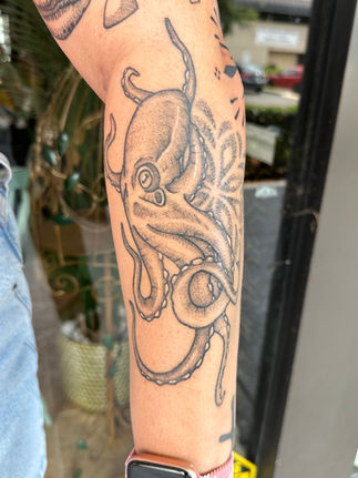 mia octopus photo.jpeg