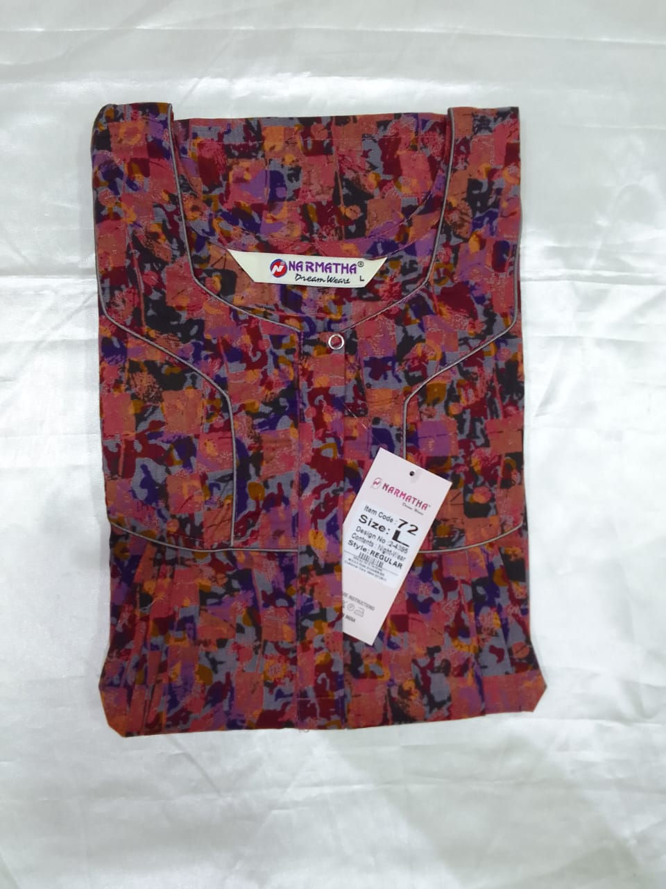 Spun-Regular-Pleated- Half Sleeve -With Mob Pocket-Elegant print-Comfort Wear