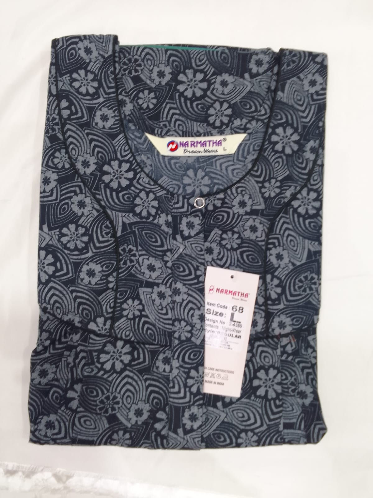 Spun-Regular-Pleated- Half Sleeve -With Mob Pocket-Elegant print-Comfort Wear