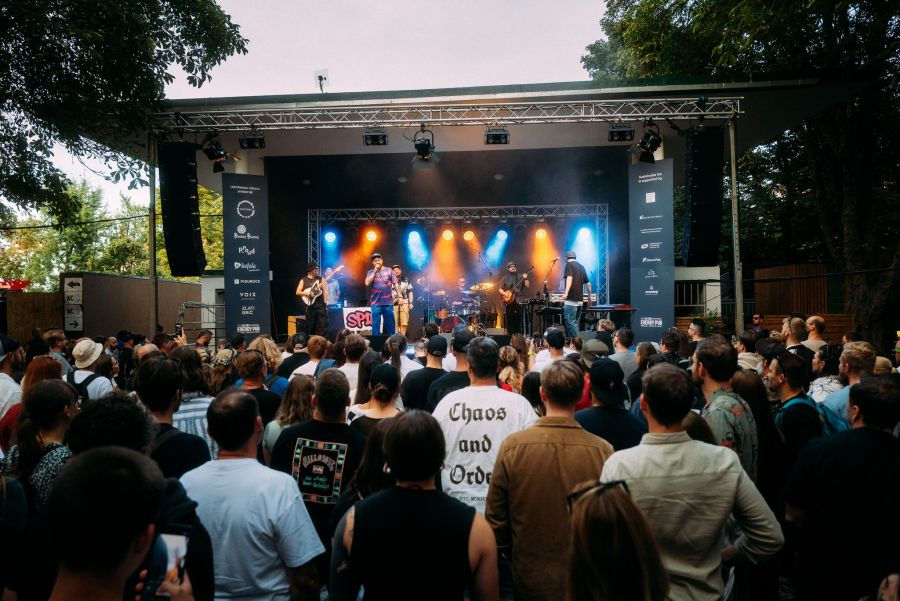Prague Open Air 2026 startet in Prag: Kosheen, Dropkick Murphys und tschechische Musikstars unter freiem Himmel