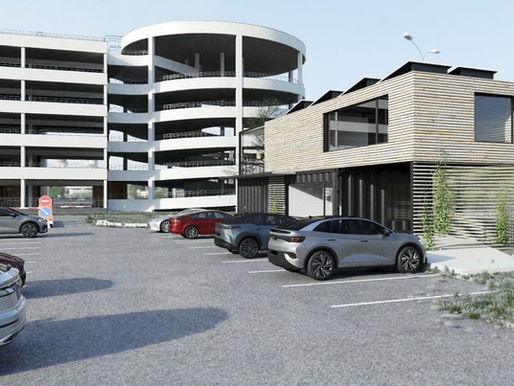 Flughafen Prag plant zentrale Ladezone für Elektroautos