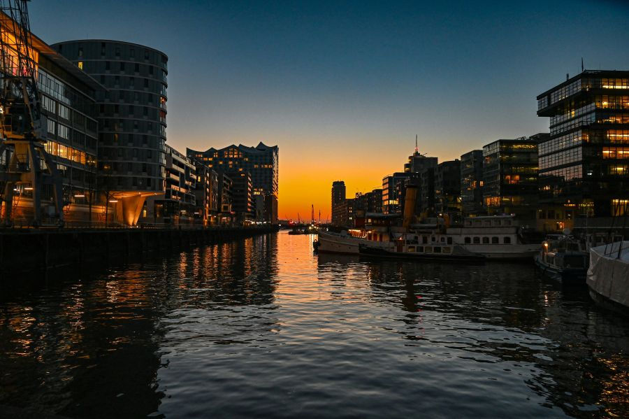 easyJet startet ab Ende Oktober neue Direktverbindung zwischen Prag und Hamburg