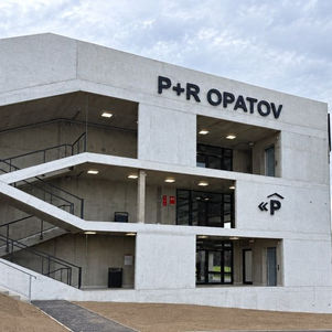 Prag eröffnet neues P+R-Parkhaus in Opatov mit fast 500 Stellplätzen
