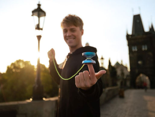 Prag wird im August zum Schauplatz der Yoyo-Weltmeisterschaft 2025 – über 300 Teilnehmer aus 43 Ländern erwartet