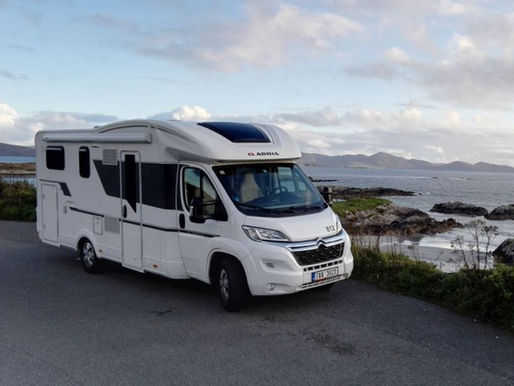 Frühling auf vier Rädern: Anywhere Campers Prague startet mit Sonderangeboten in die neue Reisesaison