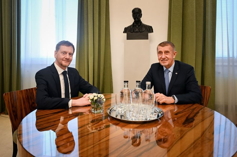 Babiš empfängt Sachsens Regierungschef Kretschmer – Gespräche über Energie und Infrastruktur