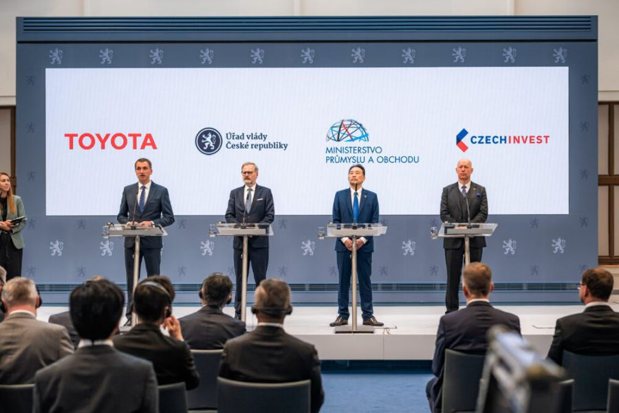Toyota baut neuen Elektro-PKW in Tschechien: Riesen-Investition sichert Zukunft des Werks in Kolín