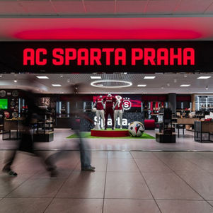 AC Sparta Praha Fanshop am Flughafen Prag bleibt mindestens fünf weitere Jahre bestehen