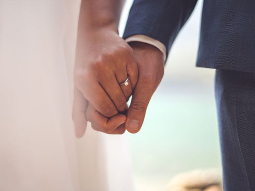 Liebe über Grenzen hinweg: Deutsch-tschechische und russisch-tschechische Eheschließungen im Trend