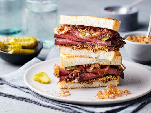 Pastrami-Pop-up in Prag: Streetfood-Event bringt New Yorker Klassiker nach Holešovice