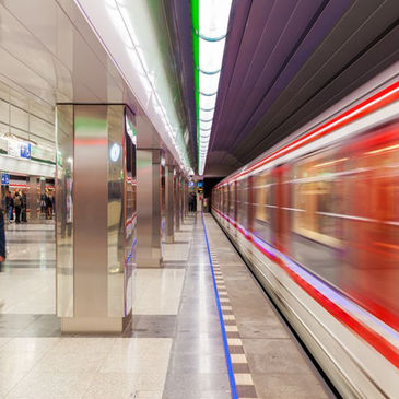 Fast eine Milliarde Fahrgäste nutzten 2025 Busse, Straßenbahnen und Metro in Prag