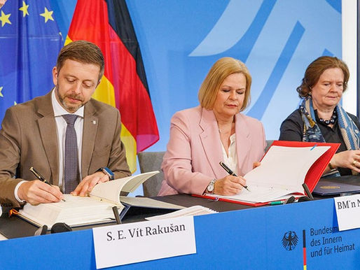 Deutschland und Tschechien unterzeichnen neuen Vertrag über die gemeinsame Staatsgrenze