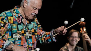 „Kind of Goethe“: Jazzabend mit den Schwestern Barta und Vibraphonist David Friedman in Prag