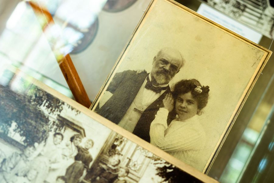 Neue Ausstellung im Antonín-Dvořák-Museum Prag: Antonín Dvořák in Fotografien