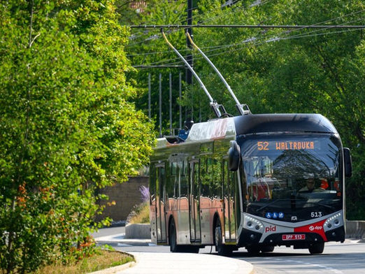 Prager Buslinie 137 wird zur Trolleybuslinie 52