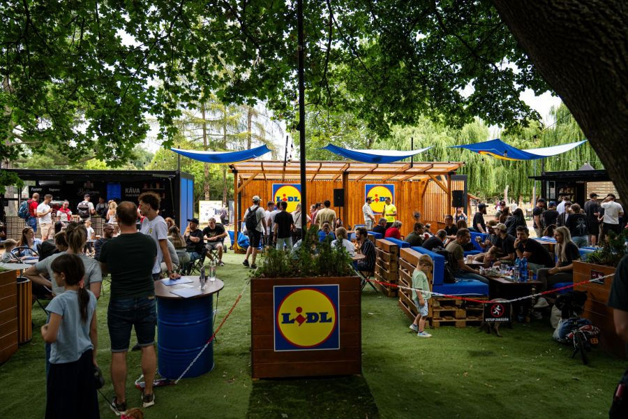 Lidl-Sommerterrasse in Prag lockte rund 80.000 Besucher an