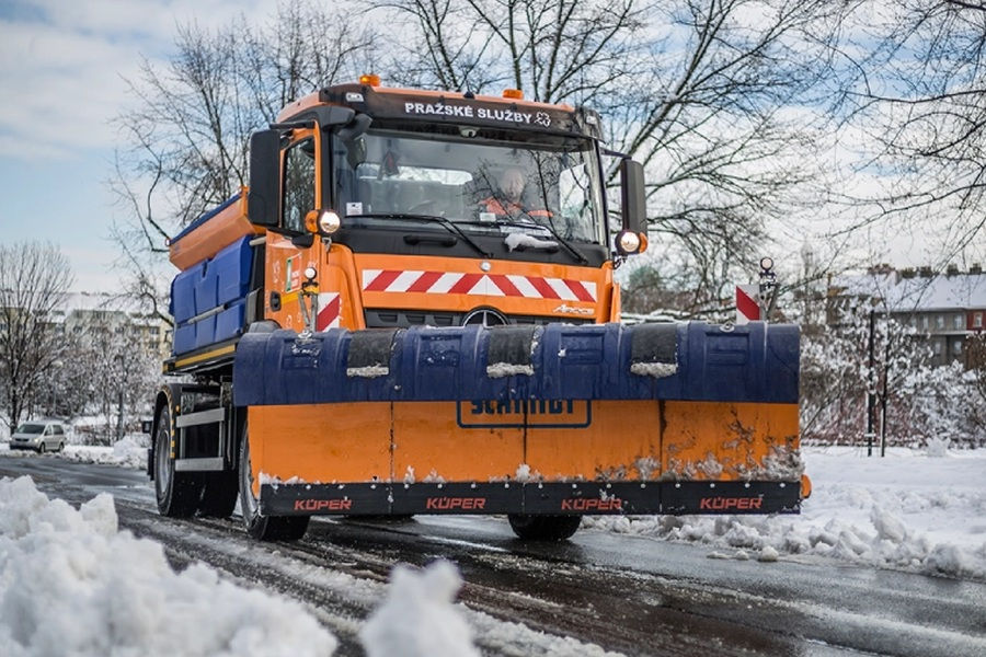 Prag bereit für Eis und Schnee: Winterdienst für mehr als 4.000 Kilometer Straßen und Gehwege