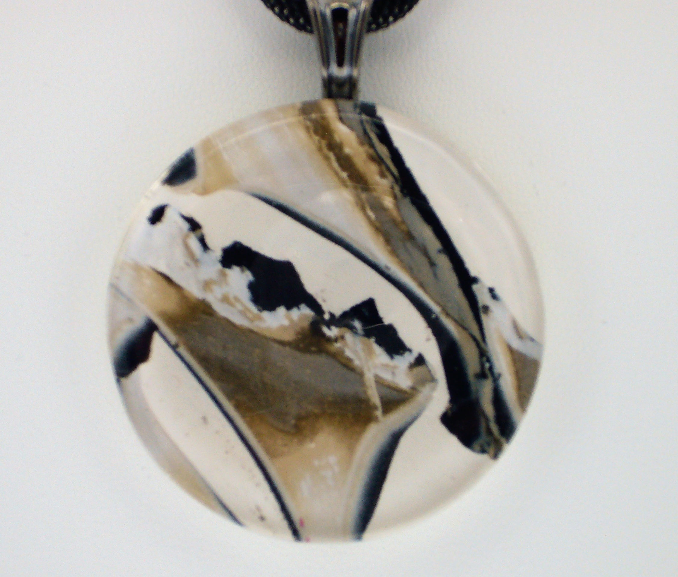 Black, White and Tan Pendant Necklace (0073)