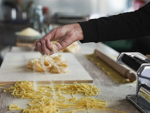 Brodo (Rich Broth) for Tortellini