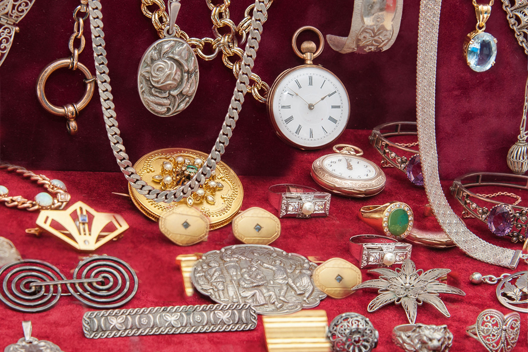 Goldankauf Trier - Antiquitäten Und Kunst Gold- und Silberschmuck | Goldankauf Dresden