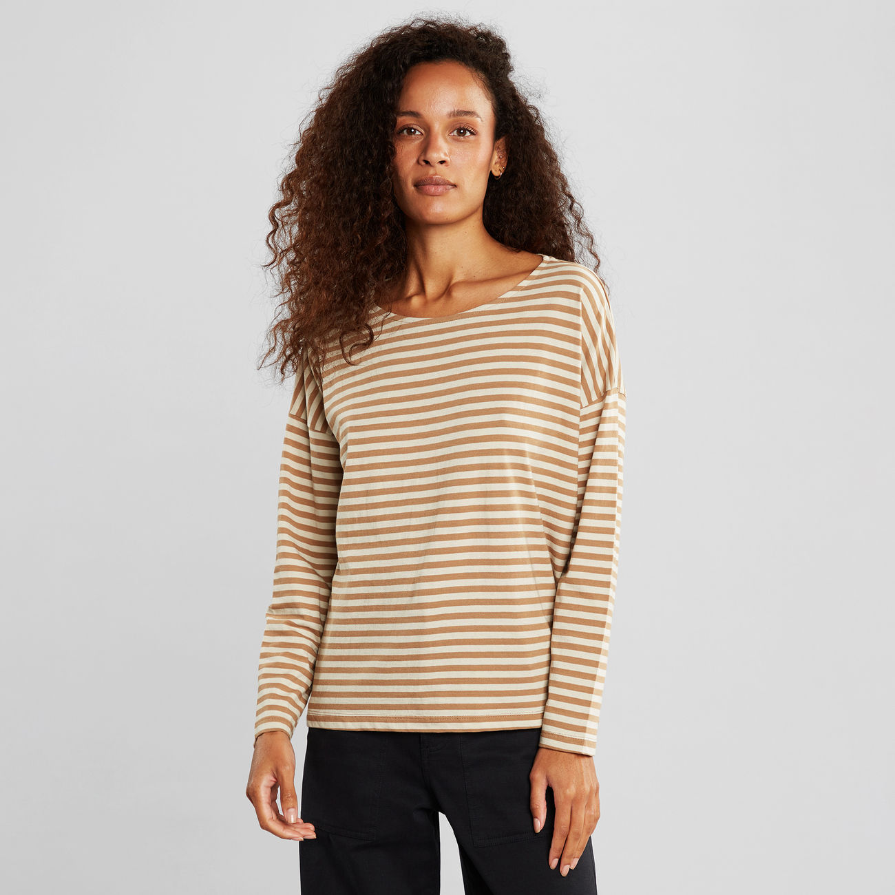 TOP HUMLEDAL STRIPES TIGER BROWN / OAT WHITE ORGANIC COTTON