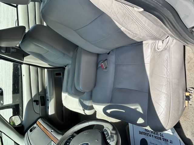 2008 Ford Crown Victoria LX - Photo 6